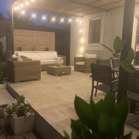Belle Recente De 120 M2 Avec Piscine * Villeneuve-les-Avignon