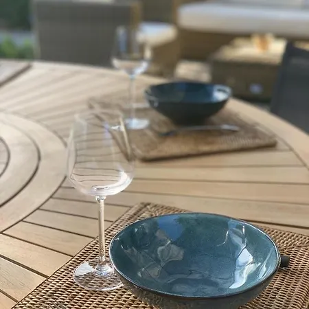Belle Recente De 120 M2 Avec Piscine Villa